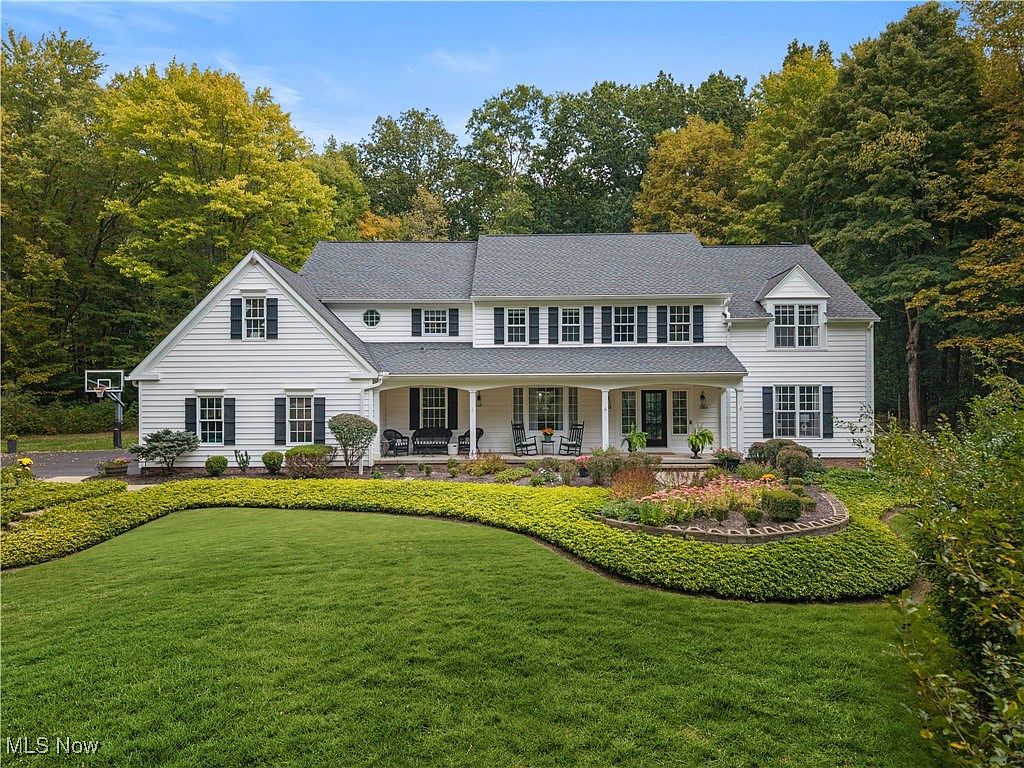 8699 Chase Dr, Chagrin Falls, OH 44023 | Zillow