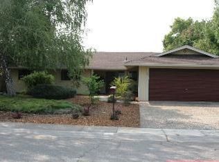 5 Brittany Ln, Chico, CA 95926