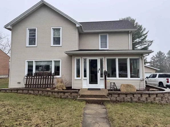 126 East North Street, Dodgeville, WI 53533