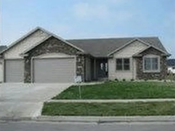 3305 Kent Ave, Ames, IA 50010