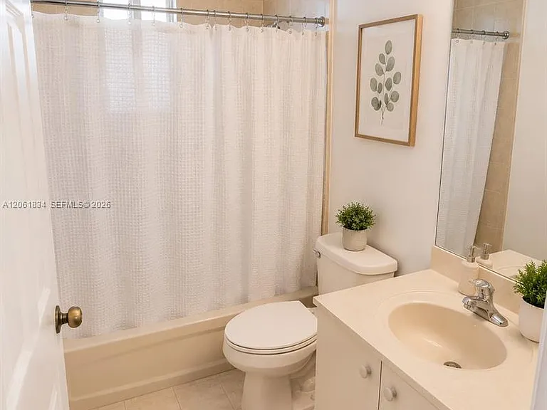 2603 NE 41st Cir #2603 — Photo 17