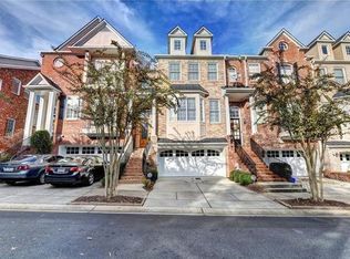 1041 Emory Parc Pl, Decatur, GA 30033