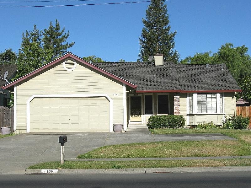 1st image of 125 5th St W