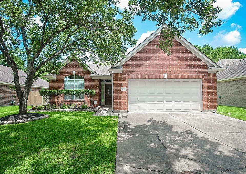 1st image of 5715 Brigstone Park Dr