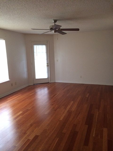 1st image of 5992 Westgate Dr APT 204