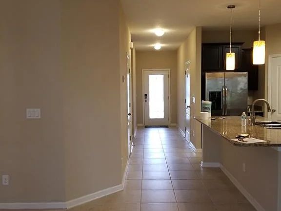 5th image of 167 Mission Cove Cir