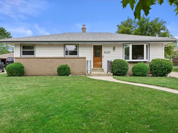 2506 East Birchwood AVENUE, Cudahy, WI 53110