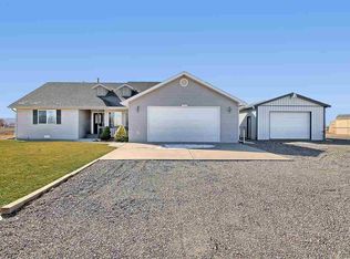 1355 M 1/2 Rd, Loma, CO 81524