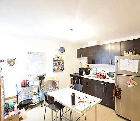 1st image of 292 Tompkins Ave APT 1R