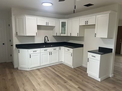 1st image of 260 Winters Dr