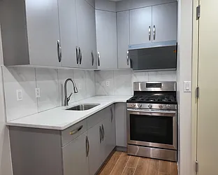 Rented by Chase Global Realty Corp