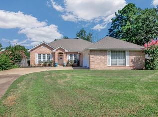 308 Paint Brush Cir, Lufkin, TX 75904