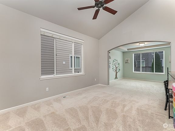 5th image of 17911 121st Street E