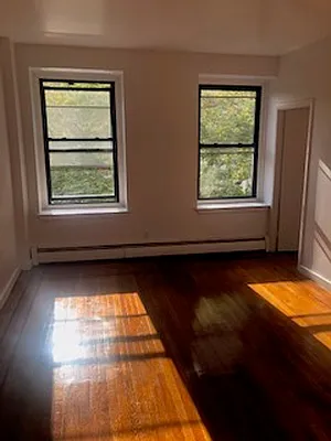 Rented by R New York | media 33