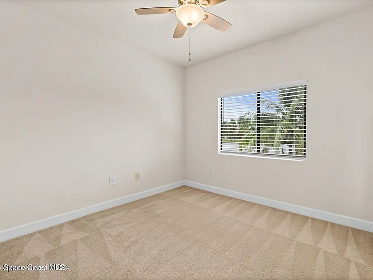 765 Ventura Dr — Photo 21