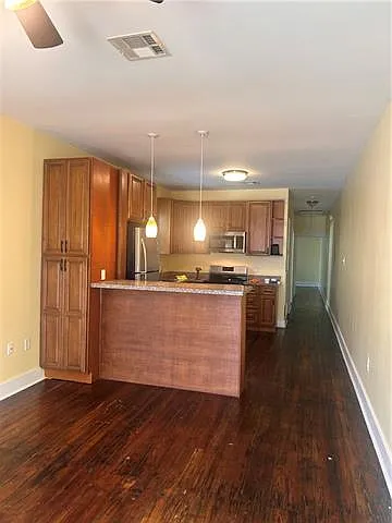 2 bed, 2.0 bath, 800 sqft, $1,450 — Photo 4
