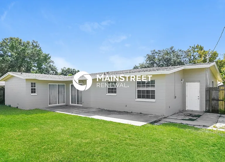 1660 Thoreau St — Photo 16