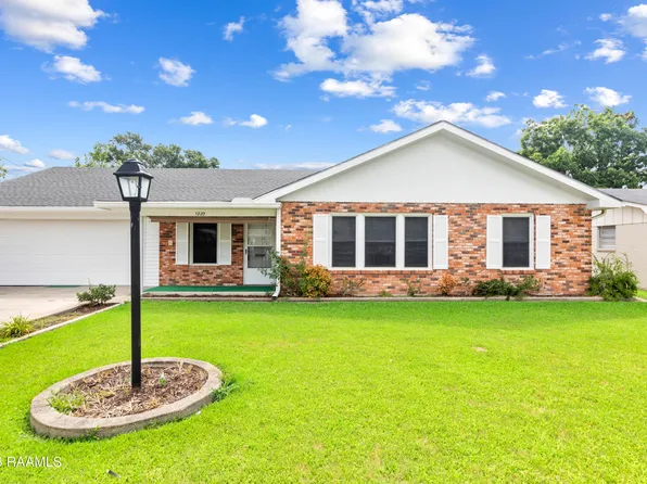 1220 Iris Ave, Crowley, LA 70526