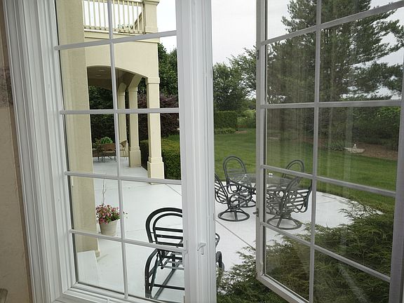 5th image of 12235 Bentwood Drive