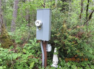 20 N Fairway Dr W, Hoodsport, WA 98548