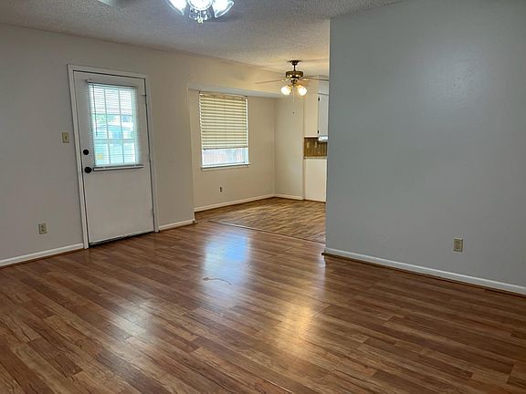 5th image of 3402 Meadowlark Ln