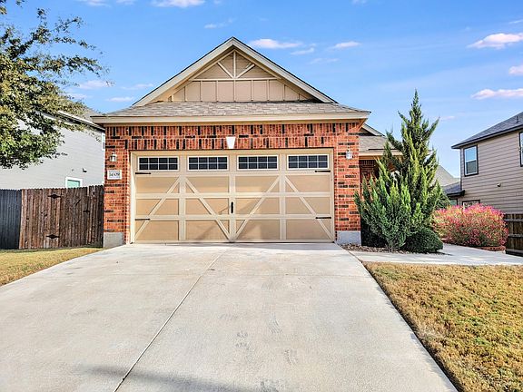 2nd image of 14309 Silver Lace Ln