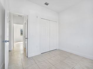 6001 NW 182nd Ln #301, Hialeah, FL 33015