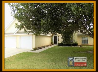 1745 Rio Dr, Eagle Pass, TX 78852