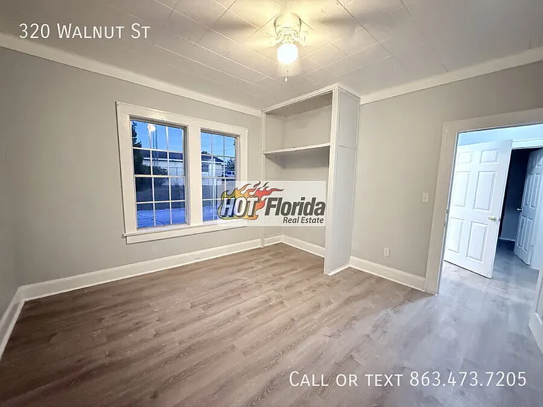 320 Walnut St — Photo 8