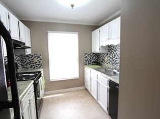 318 Mar Don Hills Ct, Winston Salem, NC 27104