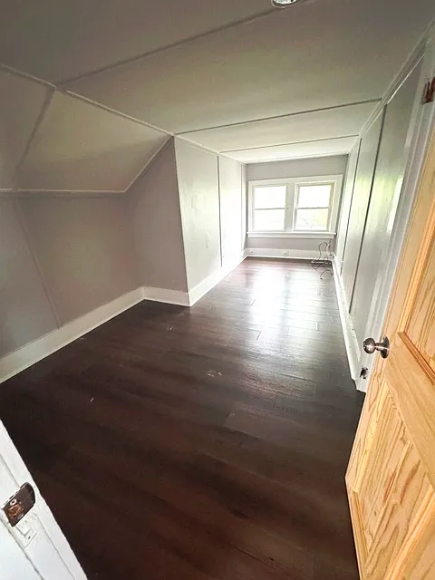 1 bed, $900 — Photo 3