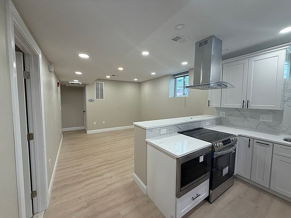 5th image of 231 Highland Ave #6