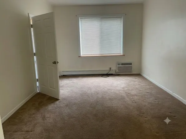 1427 Merry Ave #1, Bronx, NY 10461