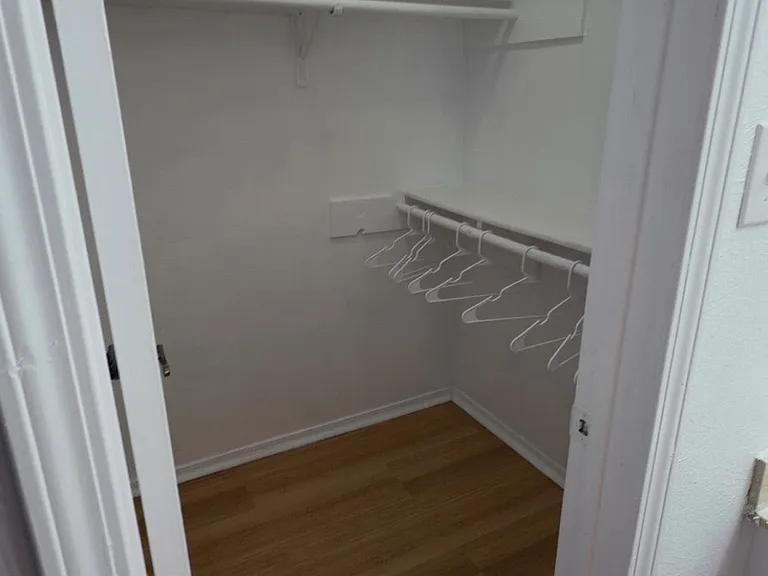 Walk-in closet