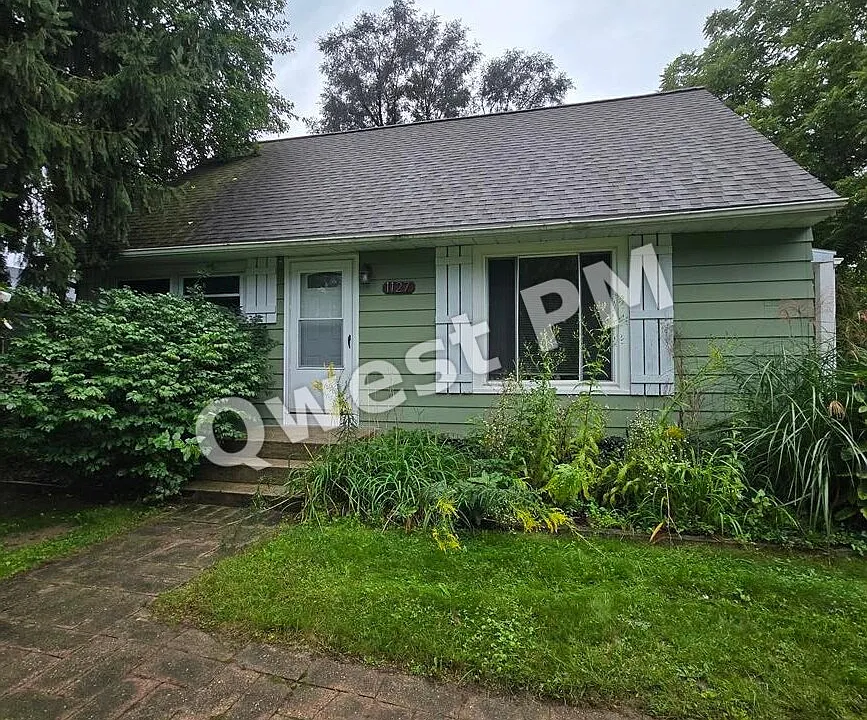 1127 Eastmont Dr SE