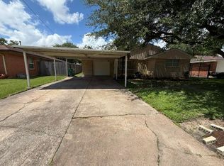 402 Dunwick Ln, Pasadena, TX 77502