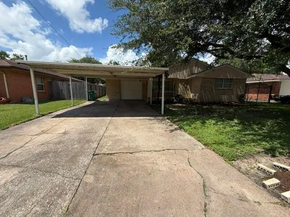 402 Dunwick Ln, Pasadena, TX 77502