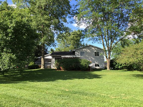 3rd image of 61407 Dean Dr
