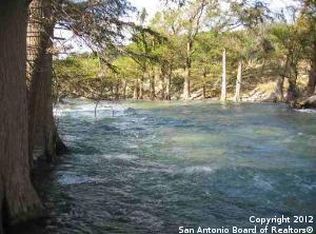 702 Kreutzberg Rd, Boerne, TX 78006