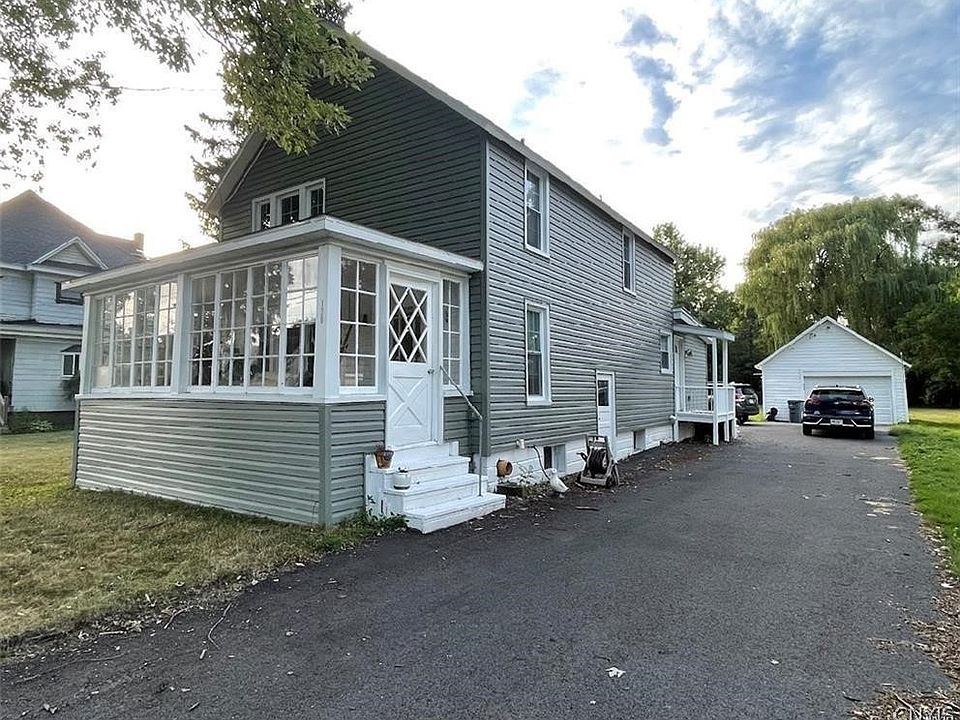 1st image of 120 Potter Ave