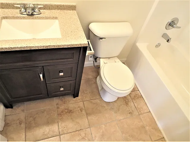 5592 Lair Ln — Photo 11
