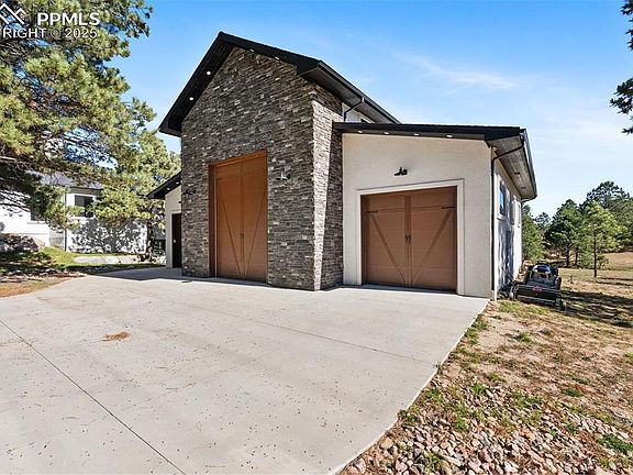 4th image of 1430 Regal Glen Ct