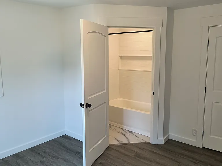 308 Wilburn St #B — Photo 15