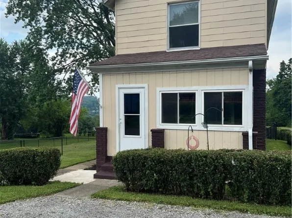 9 Southview Ave, New Castle, PA 16101
