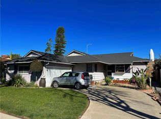 405 W Jonquil Rd, Santa Ana, CA 92706