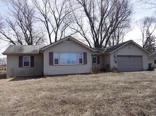 2909 S River Rd, Janesville, WI 53546
