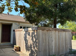 1012 Aston Ave APT D, Santa Rosa, CA 95404