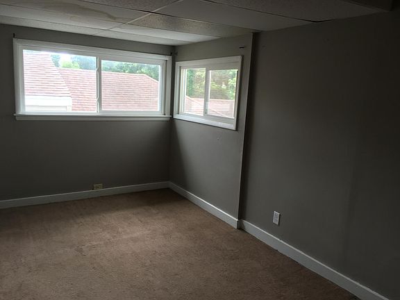 5th image of 420 Christie St #3