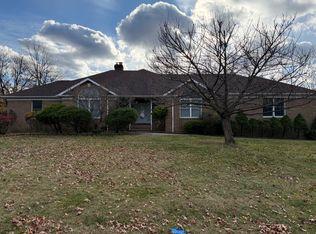 49 Orris Ave, Piscataway, NJ 08854