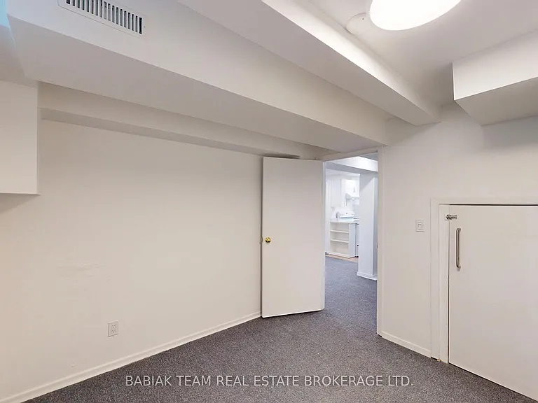 57 Parkway Ave — Photo 26